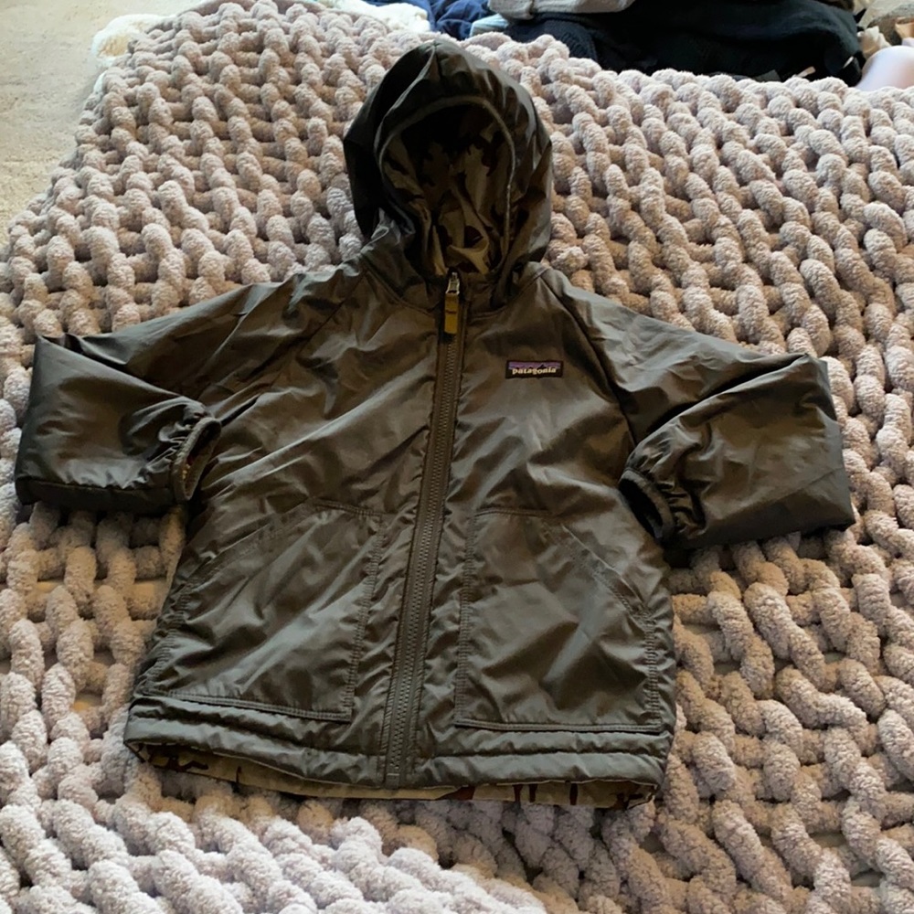 Patagonia Reversible Puff Ball Jacket, 4T EUC